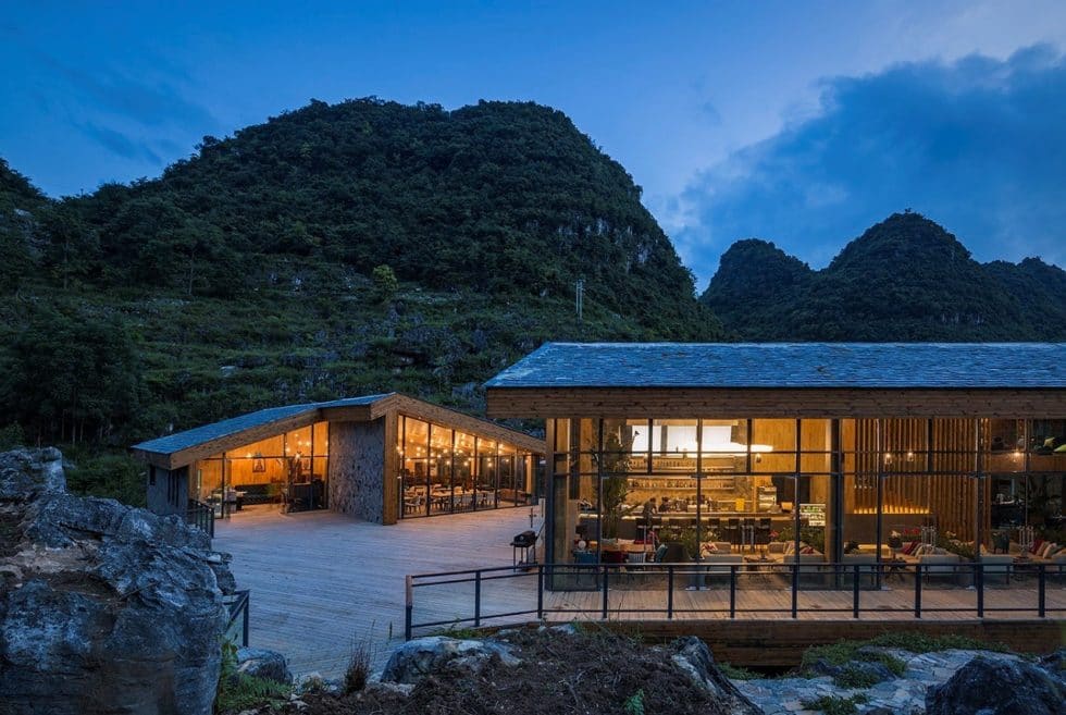 Tourist Center of Anlong Limestone Resort