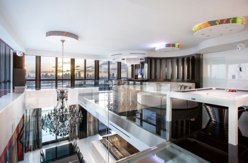 Bentley Bay South Penthouse Floor