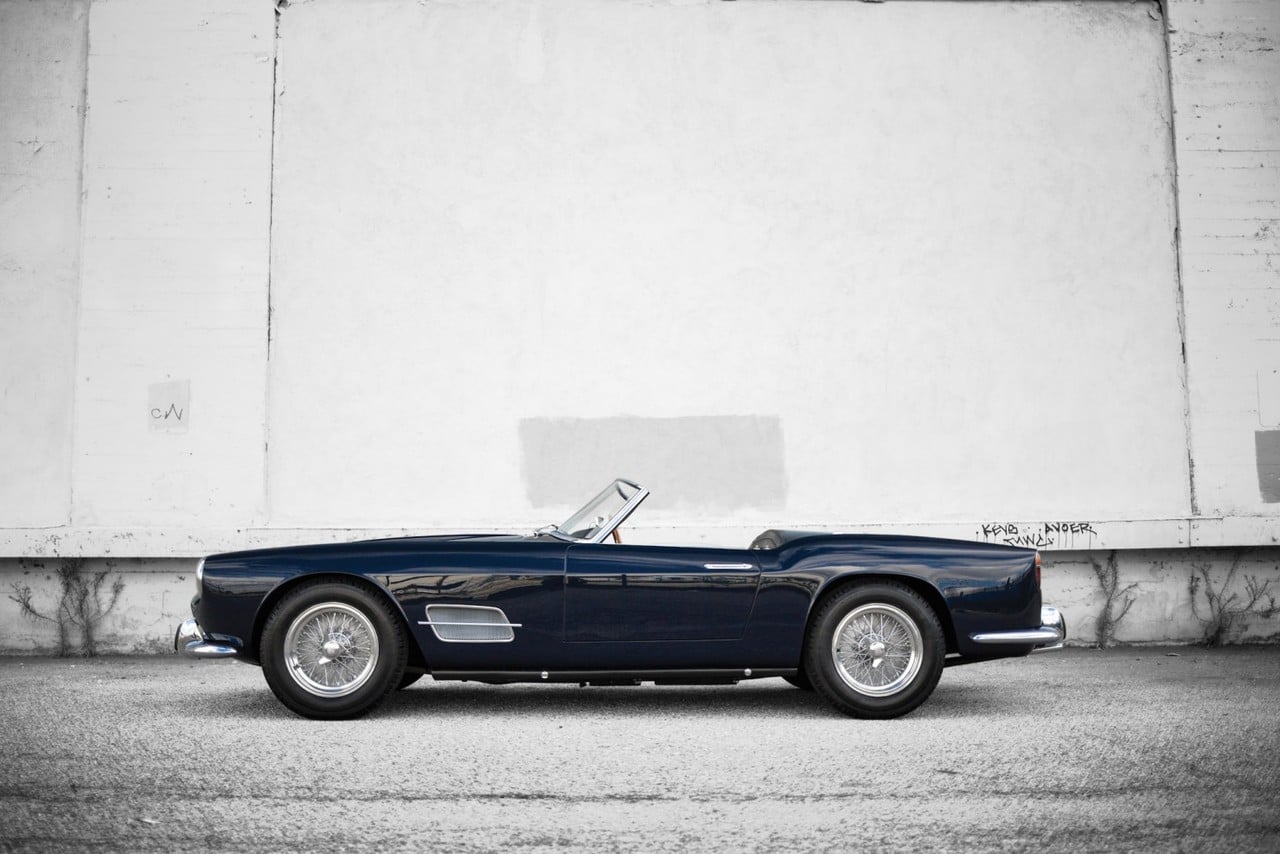 Ferrari 250 GT LWB California Spider Side View