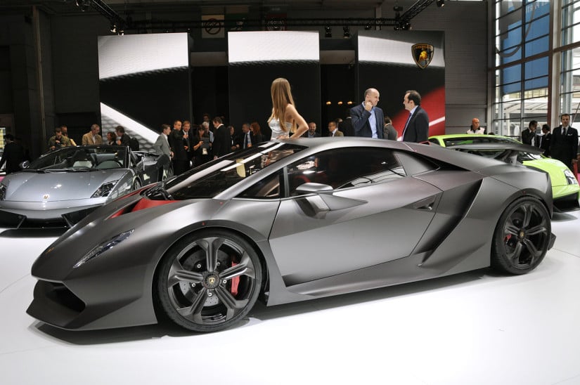 Lamborghini Sesto Elemento Side View 3