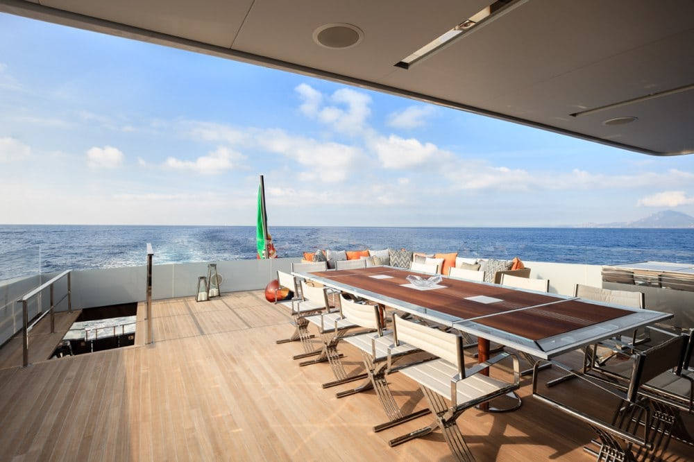 Logica 147-01 Superyacht Deck