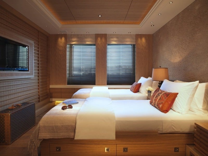 RV Pegaso Yacht Cabin