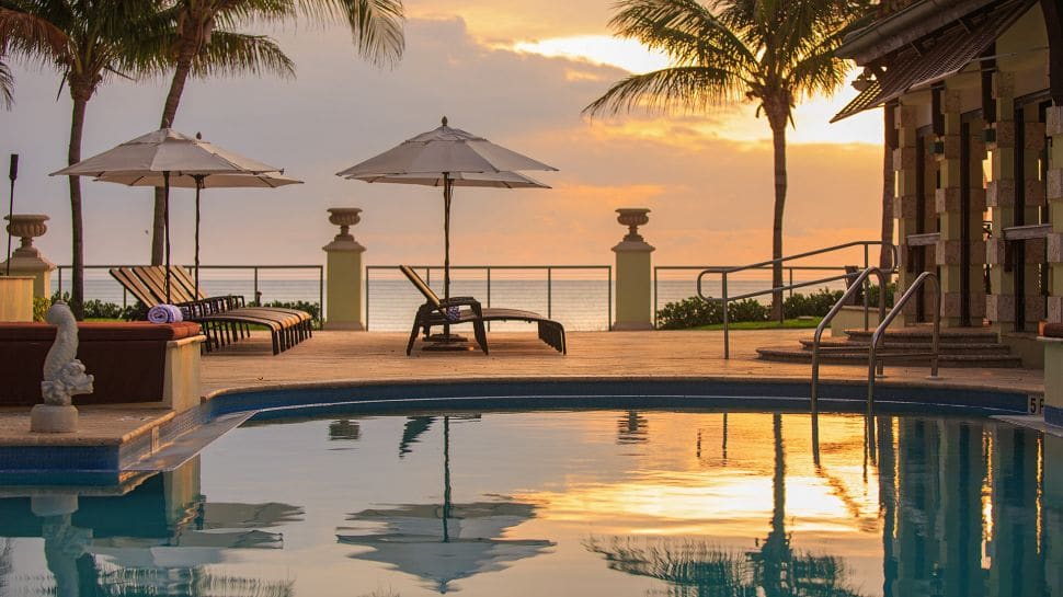 Vero Beach Hotel & Spa Sunbeds