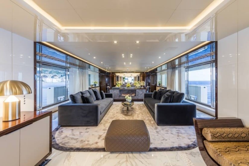 Mondomarine SF40 Yacht Serenity, Saloon