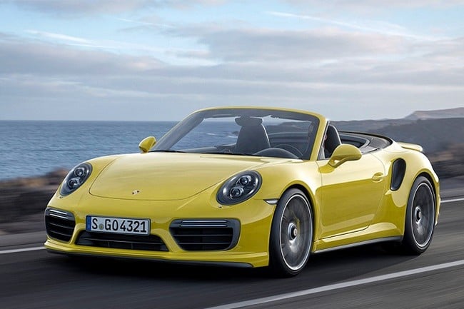 2017 Porsche 911 Turbo and Turbo S 4