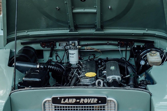 1982 Land Rover Series 3 + Camping Trailer 7