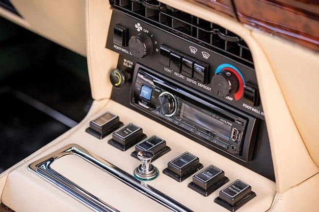 1987 Aston Martin V8 Vantage 'X-Pack' 10