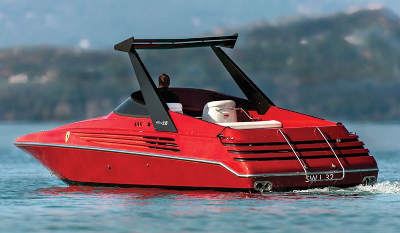 1990 Riva Ferari 32 speedboat rear view