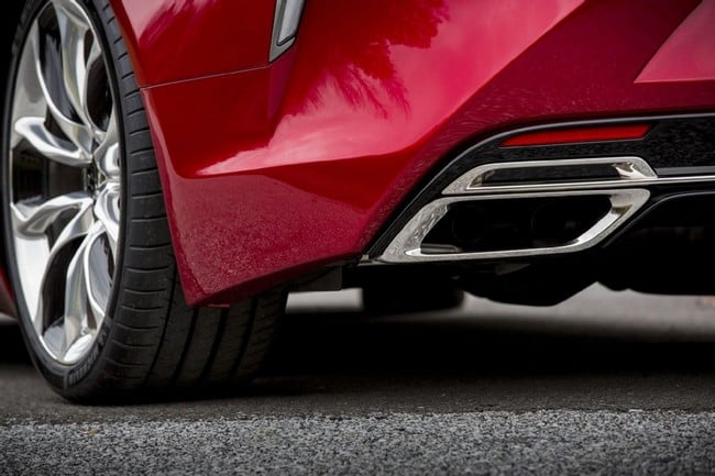 2017 Lexus LC 500 16