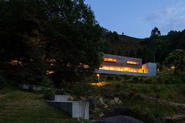 Gerês House in Portugal 10