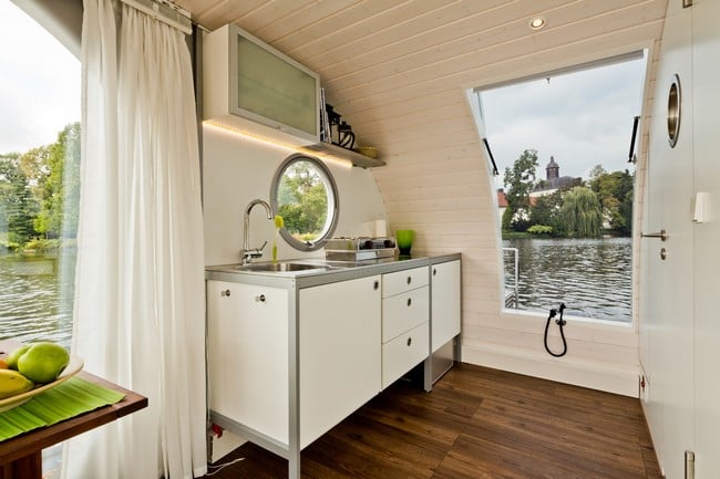 Nautilus Houseboats 9