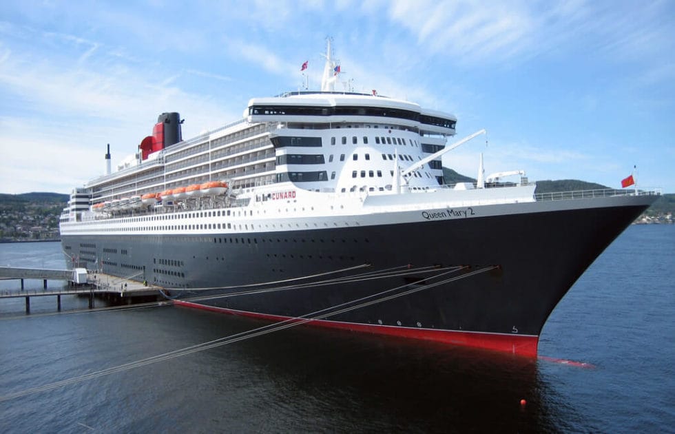 Queen Mary 2 in Trondheim 2007