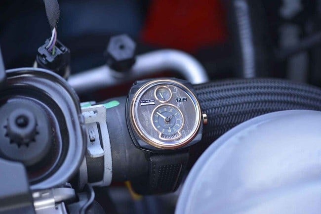 REC P-51 Mustang Watch 9