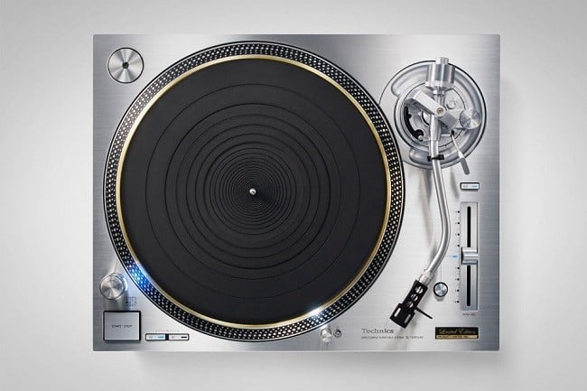 Technics SL-1200GAE Turntable 4