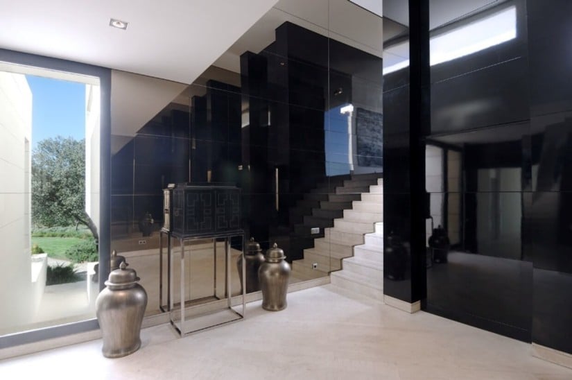 Villa in La Finca - stairs