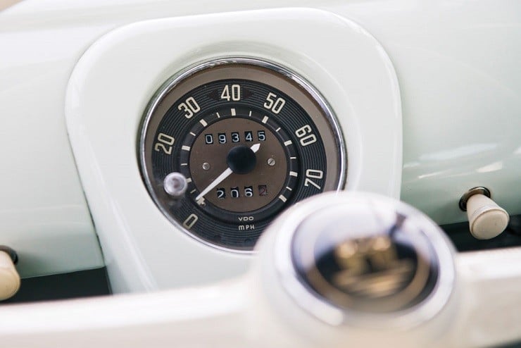 1963 Volkswagen Super Deluxe Microbus with Camper 3