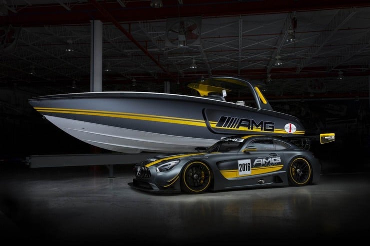 Cigarette Racing 41’ SD GT3 Boat 11