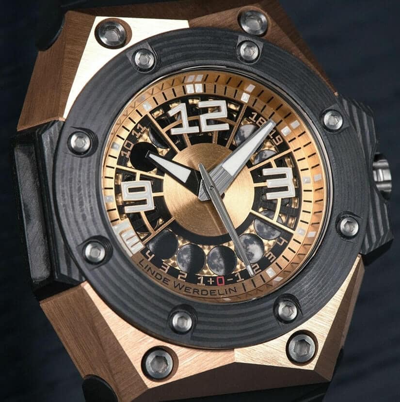 Linde Werdelin Oktopus Moon Gold 3DTP Carbon Watch