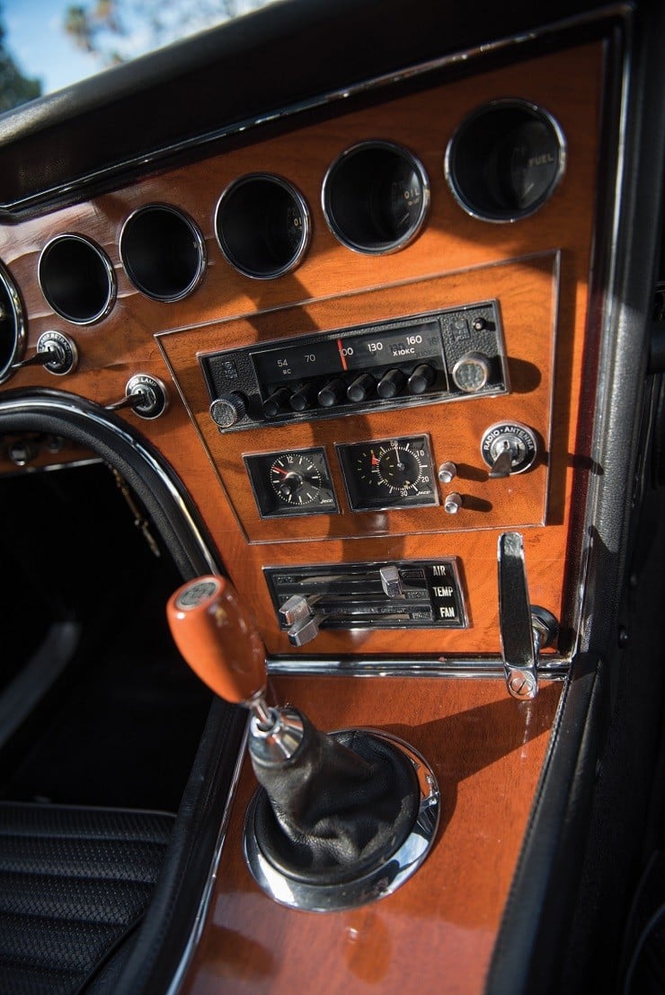 1967 Toyota 2000GT 10