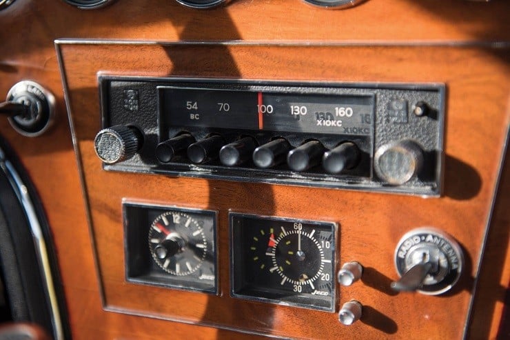 1967 Toyota 2000GT 11