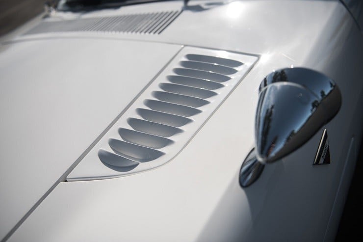 1967 Toyota 2000GT 7