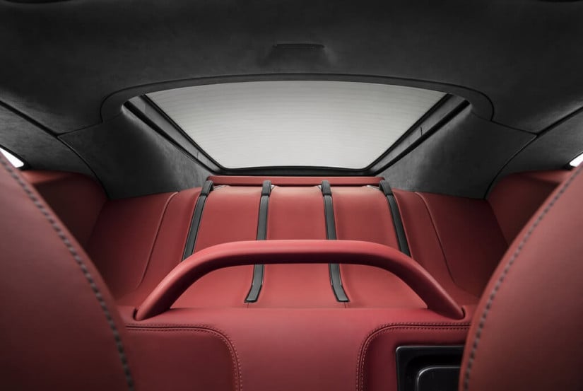 2017 McLaren 570GT, Red Interior