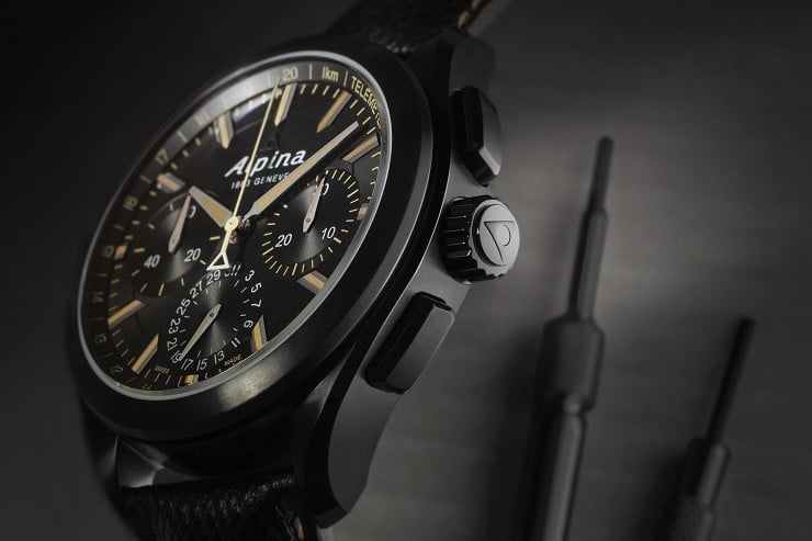 Alpiner 4 Black Flyback Manufacture Chronograph 2
