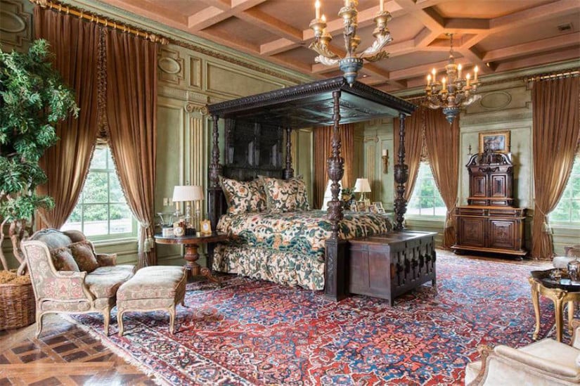 Bedroom, Dallas While House