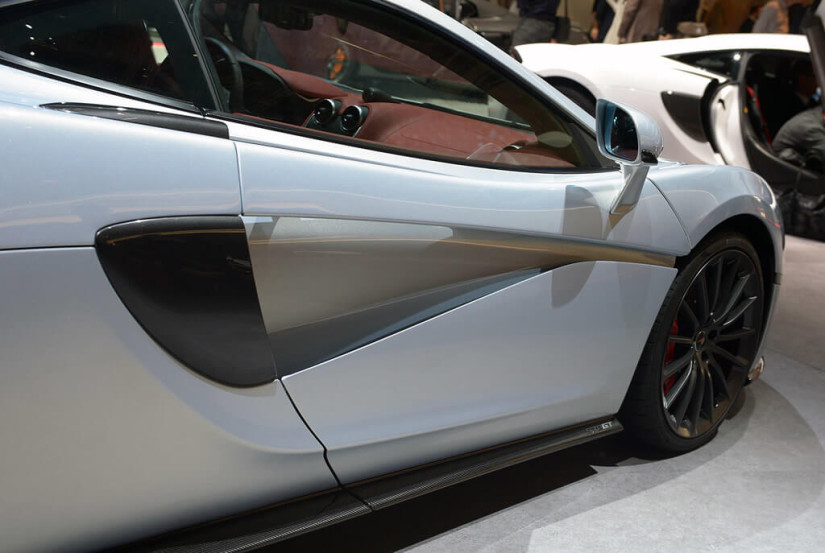 Door, 2017 McLaren 570GT