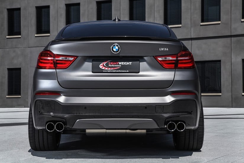 Lightweight Performance BMW X4, Back