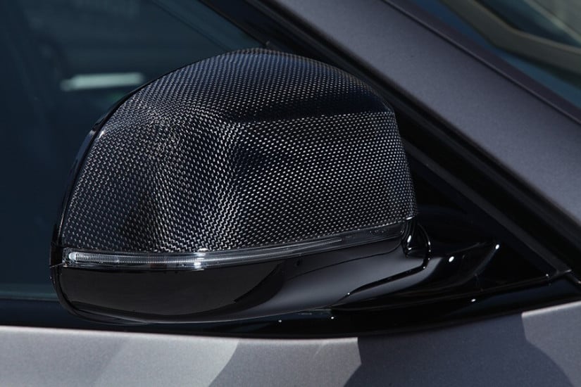 Lightweight Performance BMW X4, Mirror