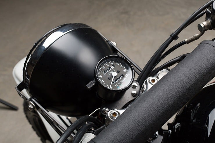 'Ronin' Triumph Scrambler by Tamarit Motorcycles 11