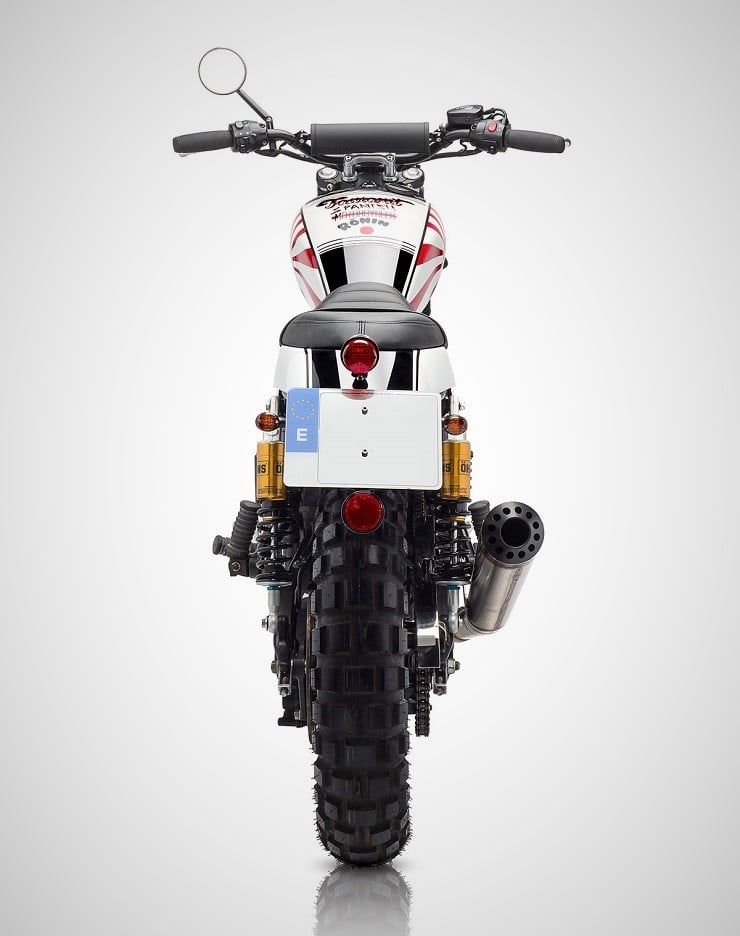'Ronin' Triumph Scrambler by Tamarit Motorcycles 12