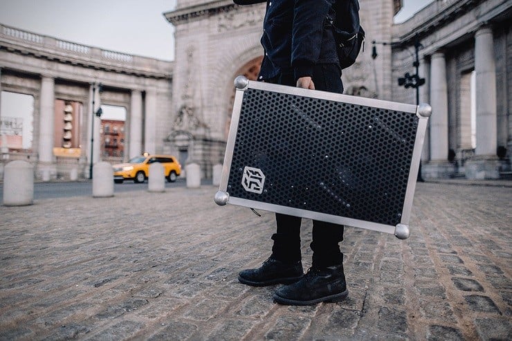 SoundBoks Bluetooth Speaker 6