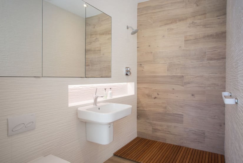 Bathroom, Camden House