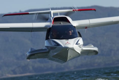 Icon A5 Personal Seaplane, Front View