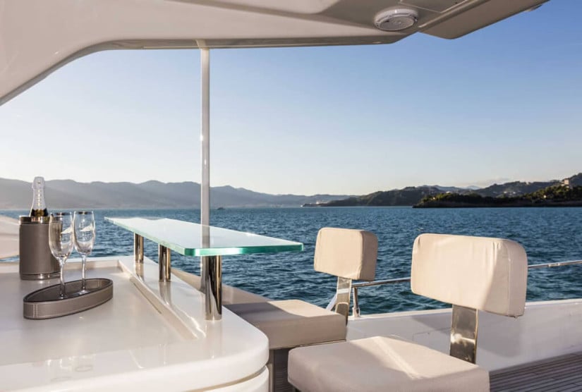 Lounge Area, Ferretti Custom Line 108 VARDAR