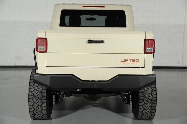 Starwood Motors Custom Jeep Wrangler Bandit 25