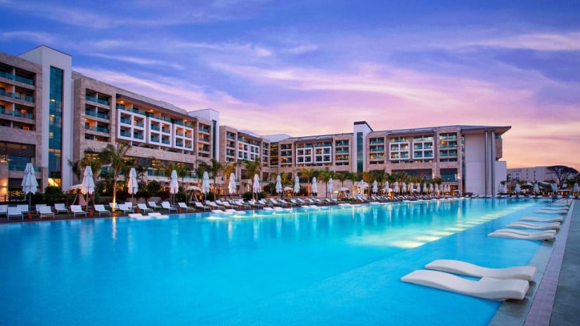 Swimming Pool, Regnum Carya Golf and Spa Resort