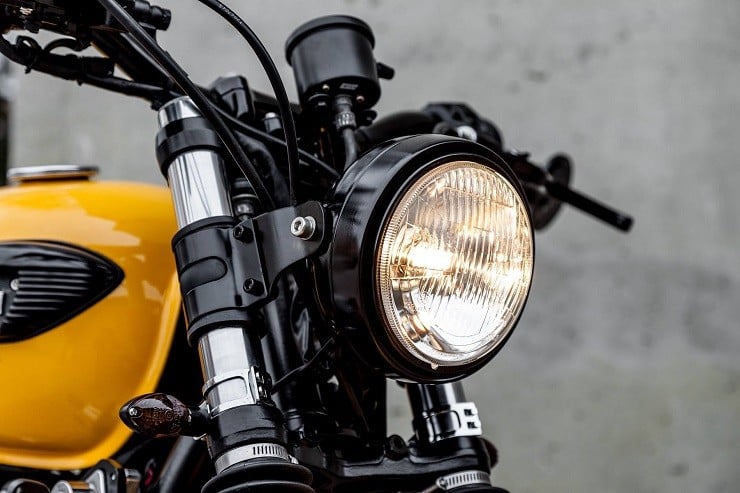 ‘The Wasp’ Triumph Bonneville by Macco Motors 14