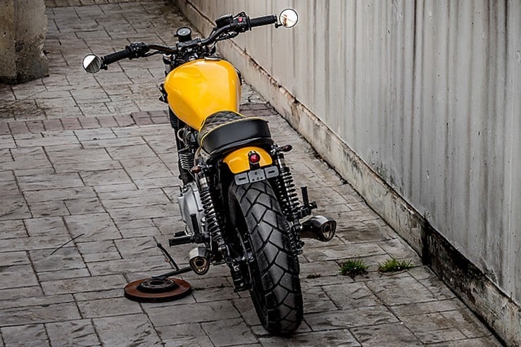 ‘The Wasp’ Triumph Bonneville by Macco Motors 3