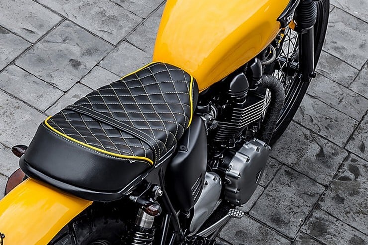 ‘The Wasp’ Triumph Bonneville by Macco Motors 8