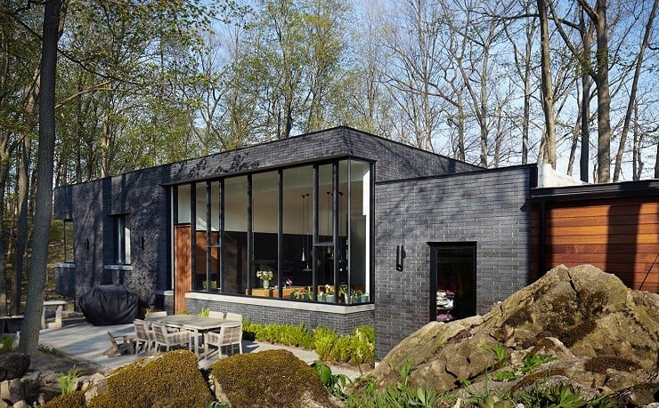 Fallsview Residence in Ontario, Canada 7