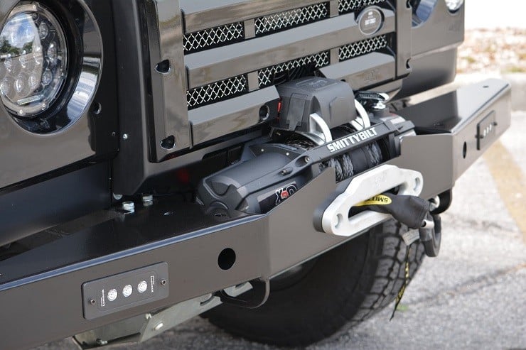 Land Rover Defender Beast 10