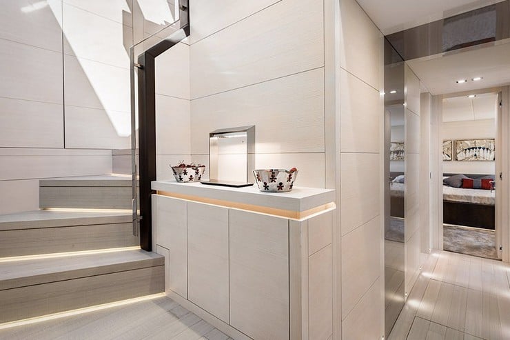 AB 100 Spectre Yacht 10