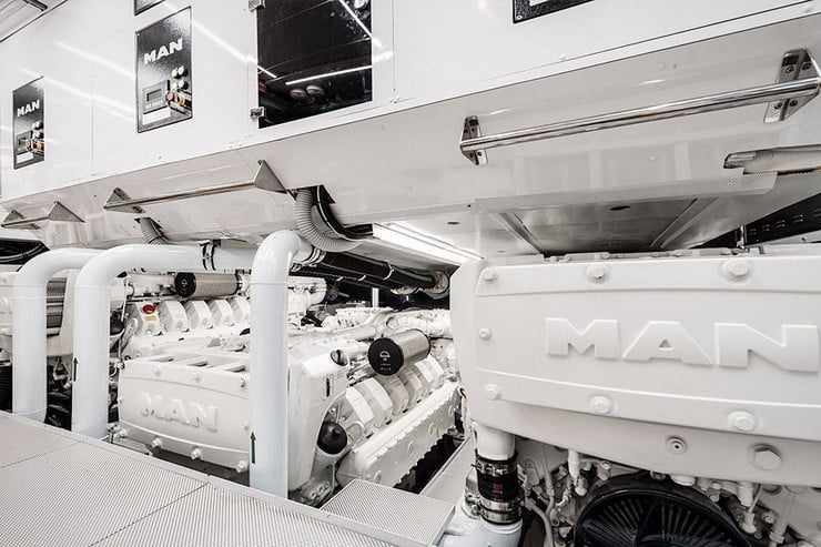 AB 100 Spectre Yacht 6