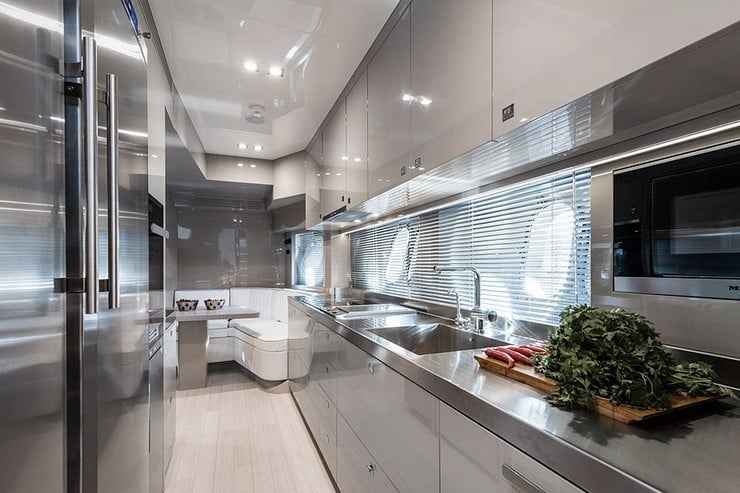 AB 100 Spectre Yacht 8