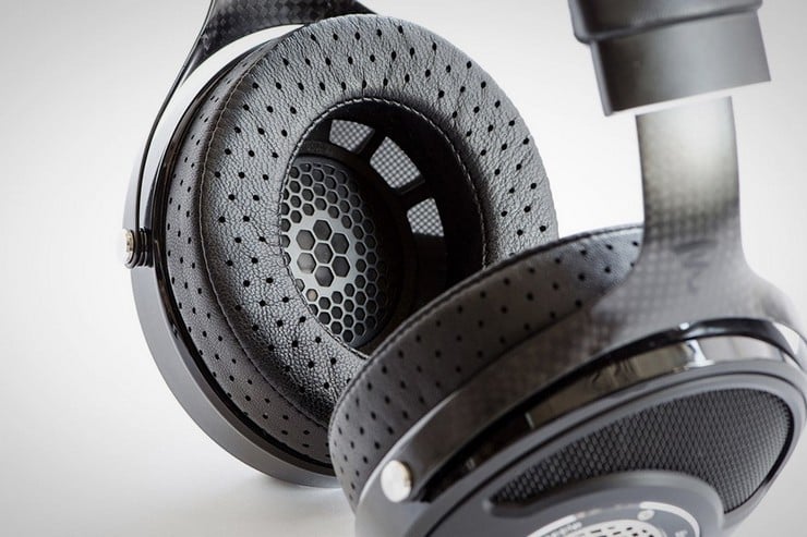 Utopia Headphones 5