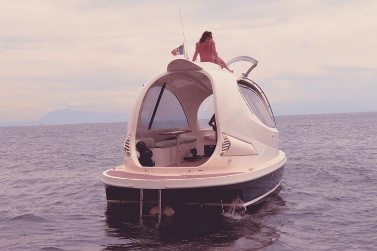 jet-capsule-mini-yacht-10