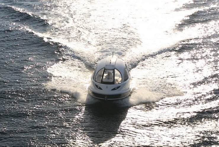 jet-capsule-mini-yacht-18
